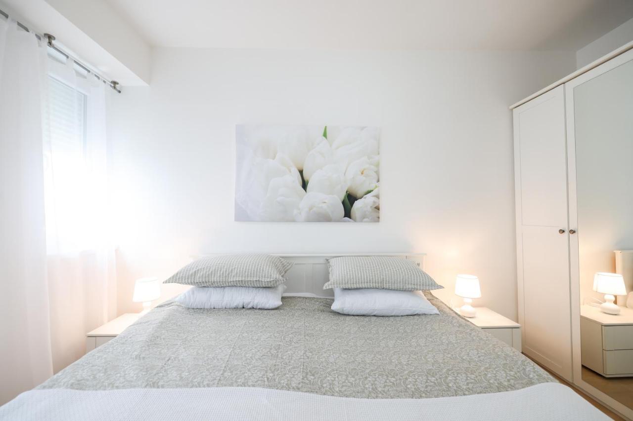 Cozy Niko Apartment - Private Parking And Balcony Задар Екстериор снимка
