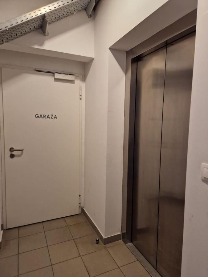 Cozy Niko Apartment - Private Parking And Balcony Задар Екстериор снимка