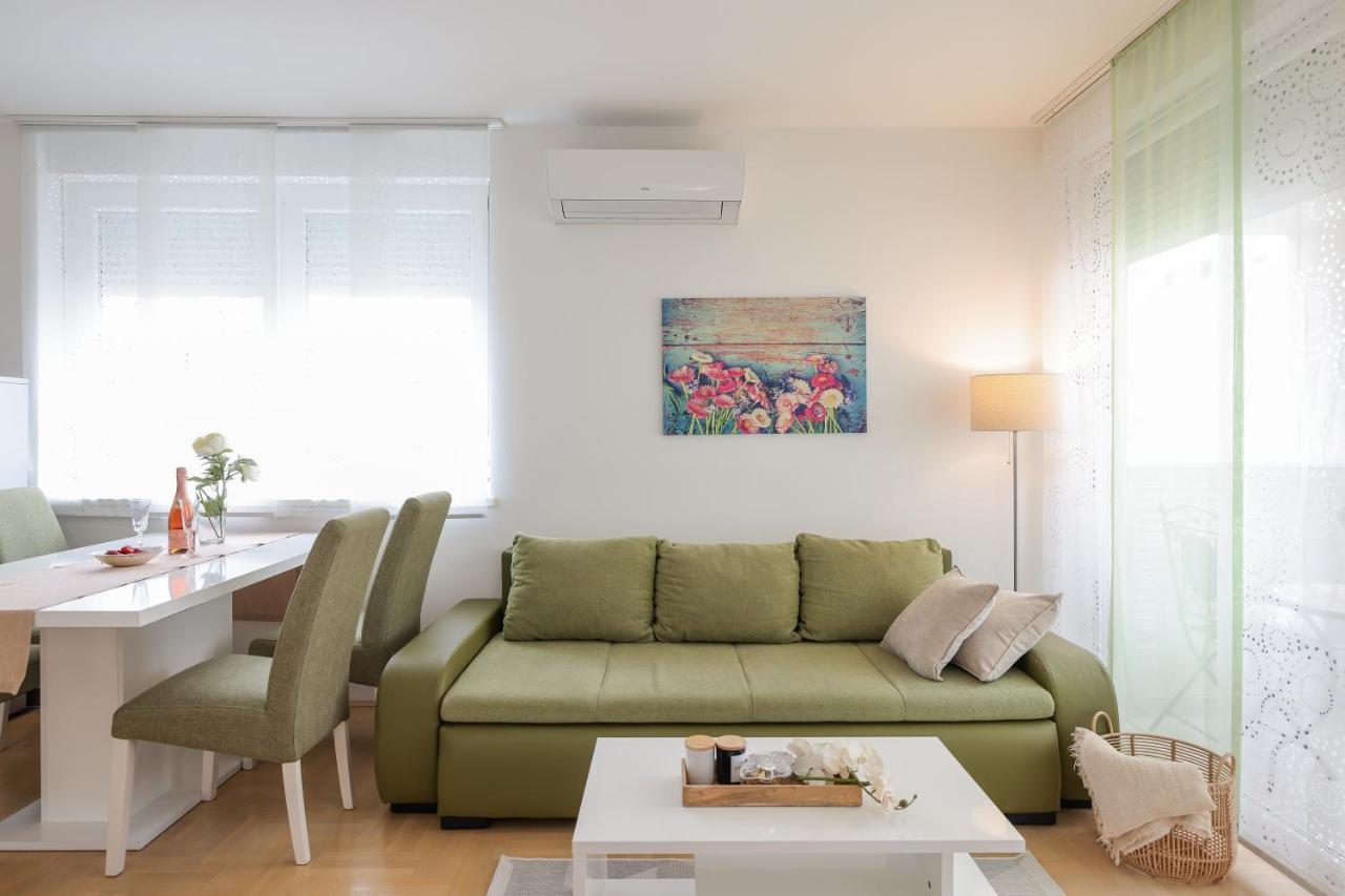 Cozy Niko Apartment - Private Parking And Balcony Задар Екстериор снимка