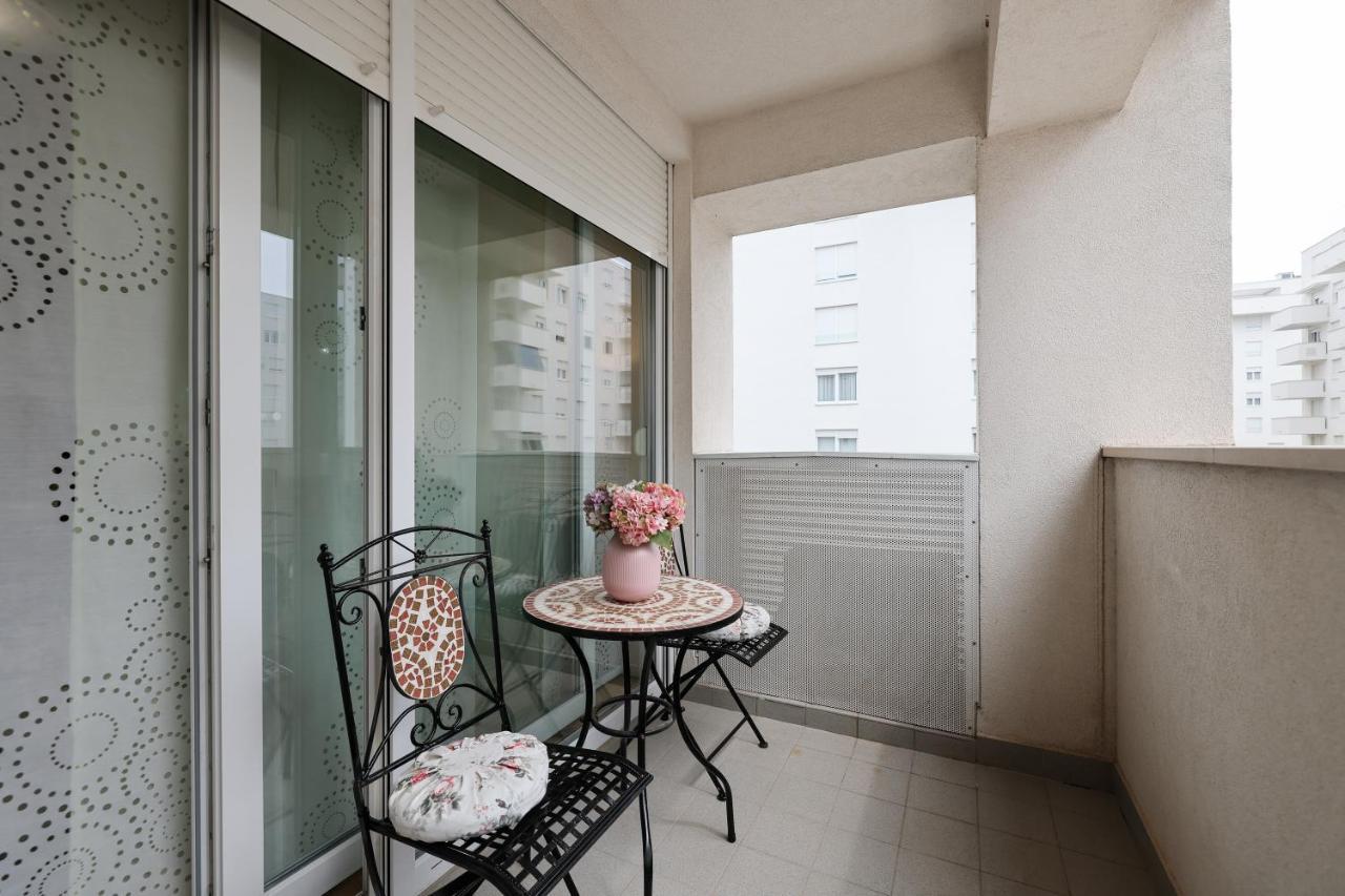 Cozy Niko Apartment - Private Parking And Balcony Задар Екстериор снимка